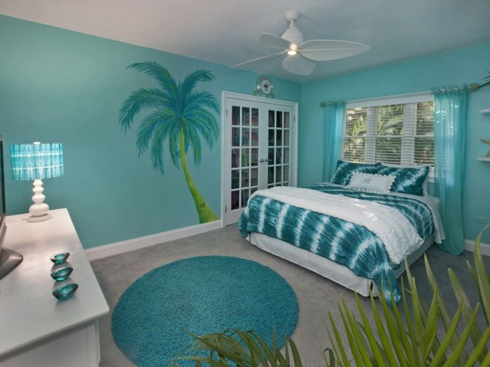 How to decorate a beach themed room