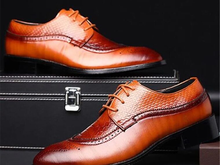 Mens brown pointed dress shoes