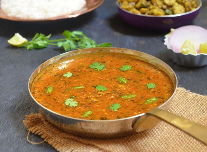 How to cook urad dal pakistani style